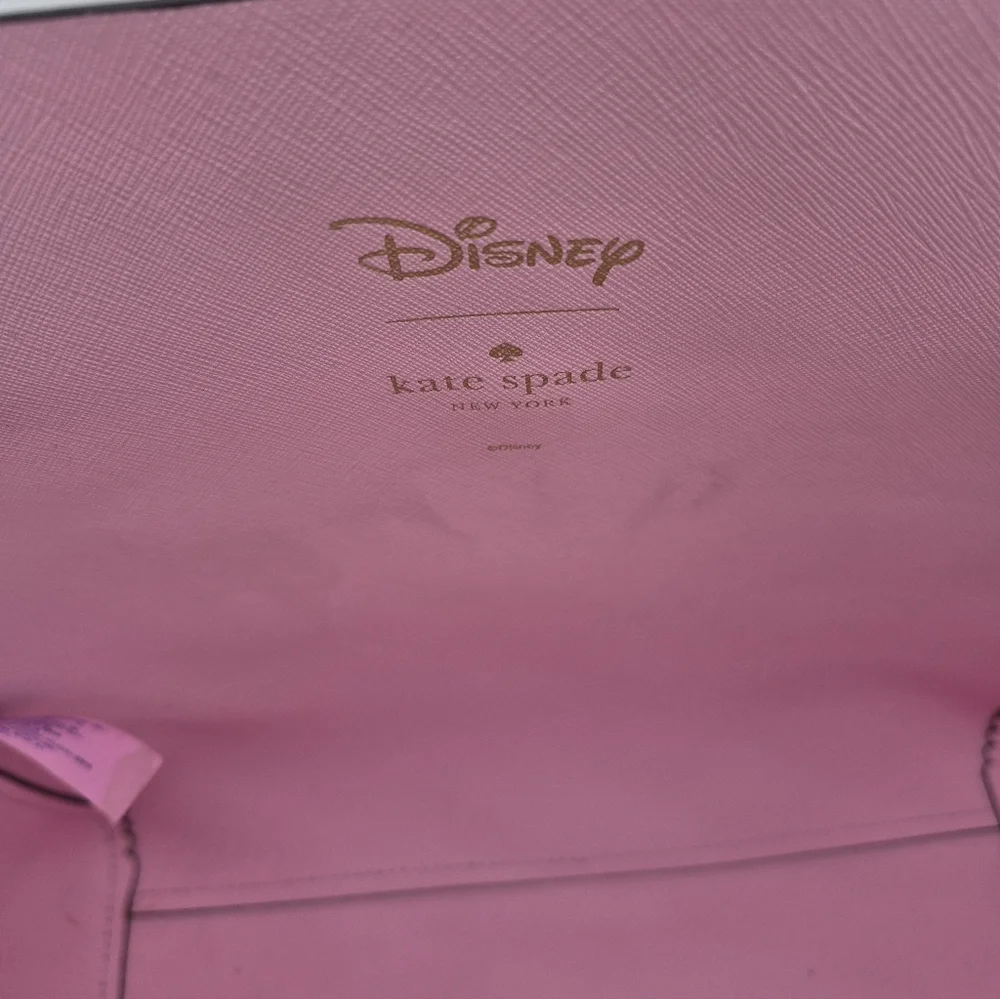 kate spade Disney Miss Piggy " Who,moi?" Haillie Tote - Picture 10 of 11